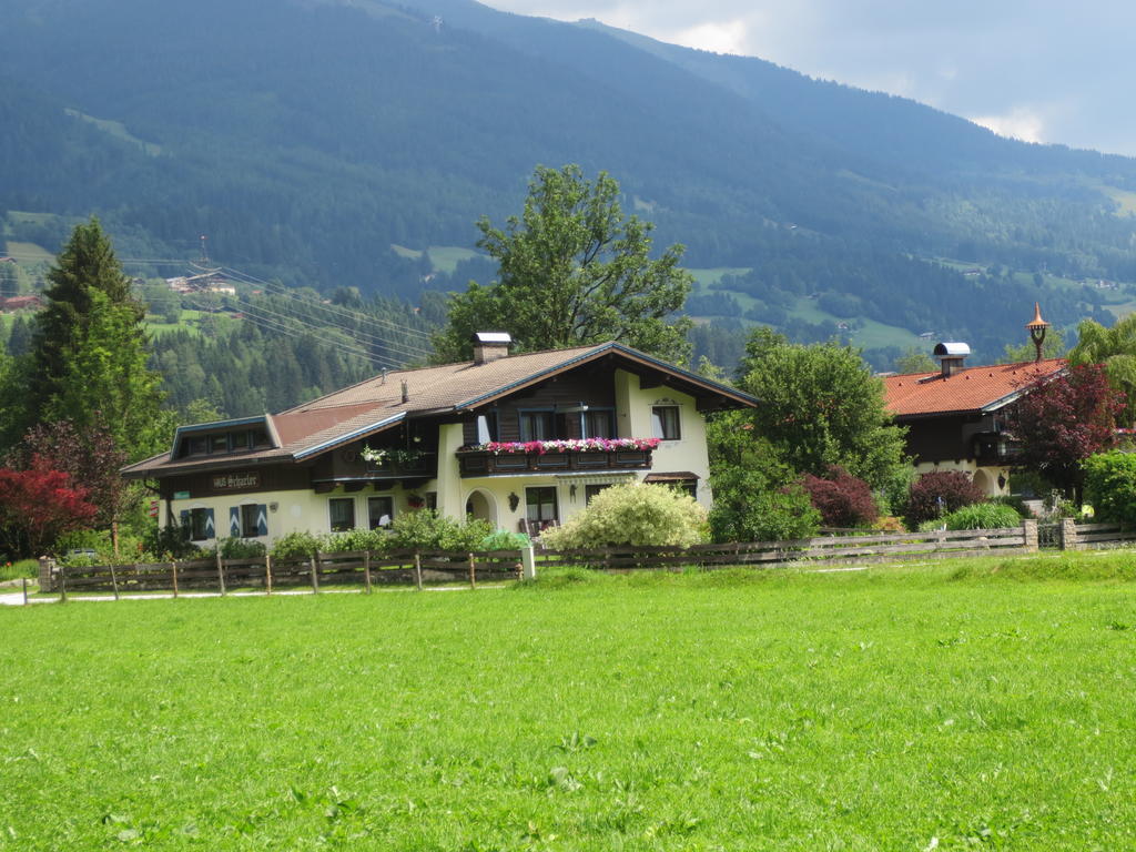 Gaestehaus Scharler Нойкирхен-ам-Гросфенедигер Экстерьер фото