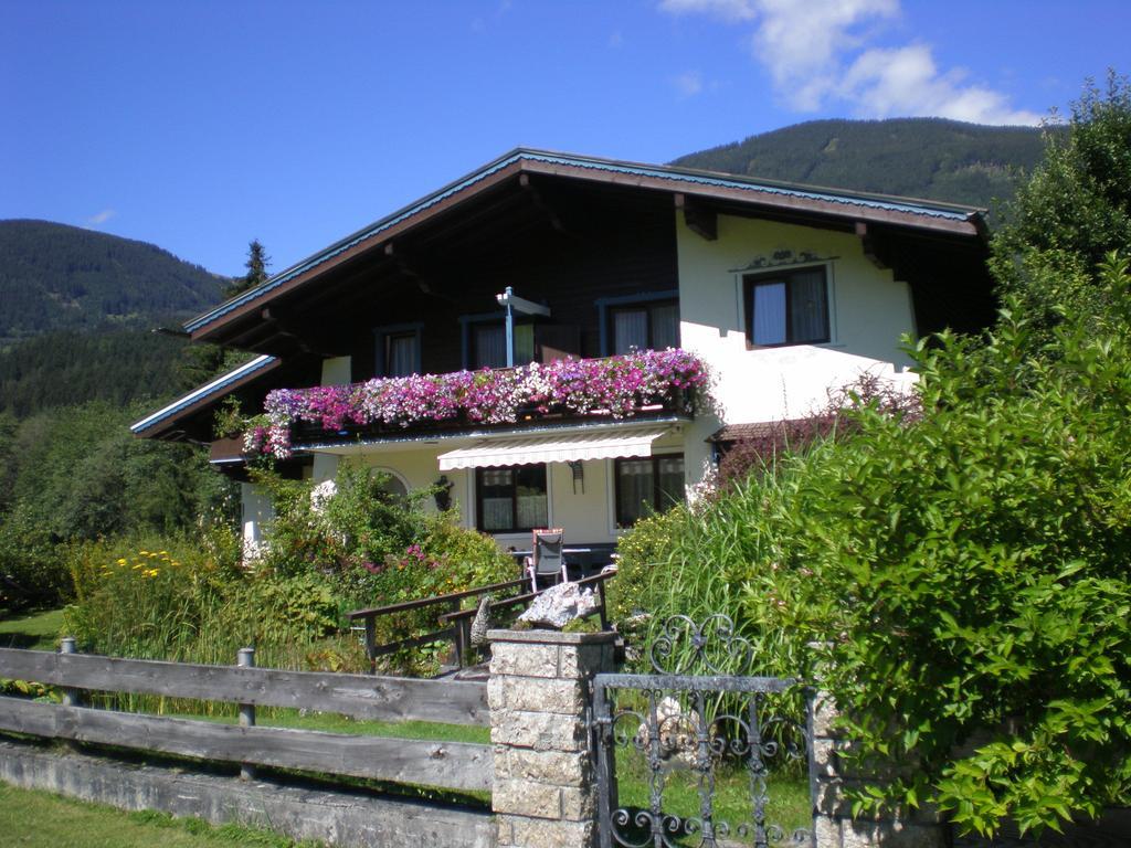 Gaestehaus Scharler Нойкирхен-ам-Гросфенедигер Экстерьер фото